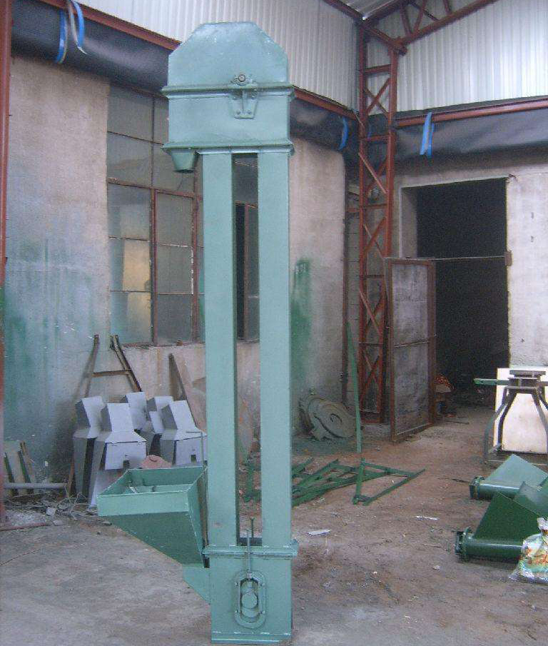 淺談環鏈斗式提升機輸送帶的安裝，調試和維護